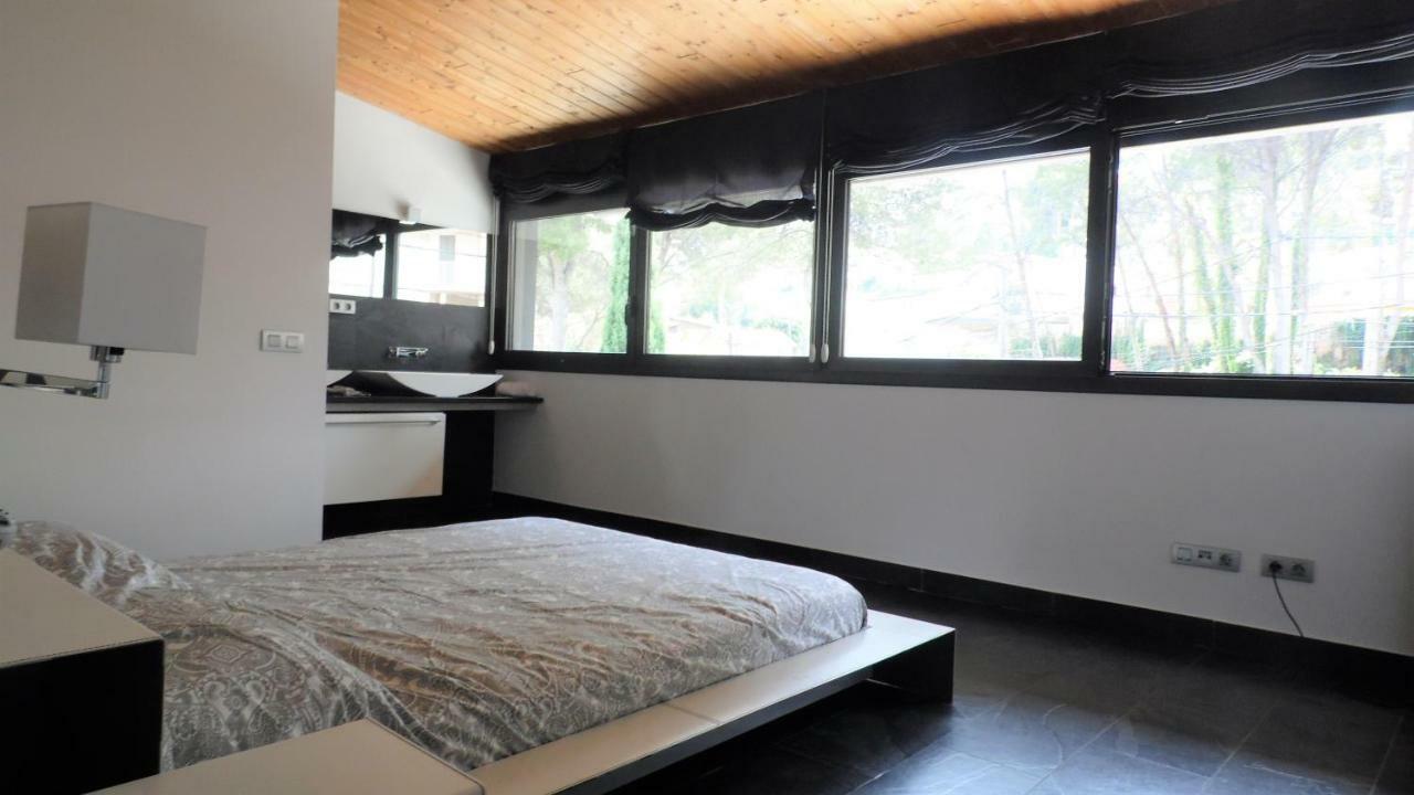 Villa Del Bosque كاستيلديفيلس المظهر الخارجي الصورة