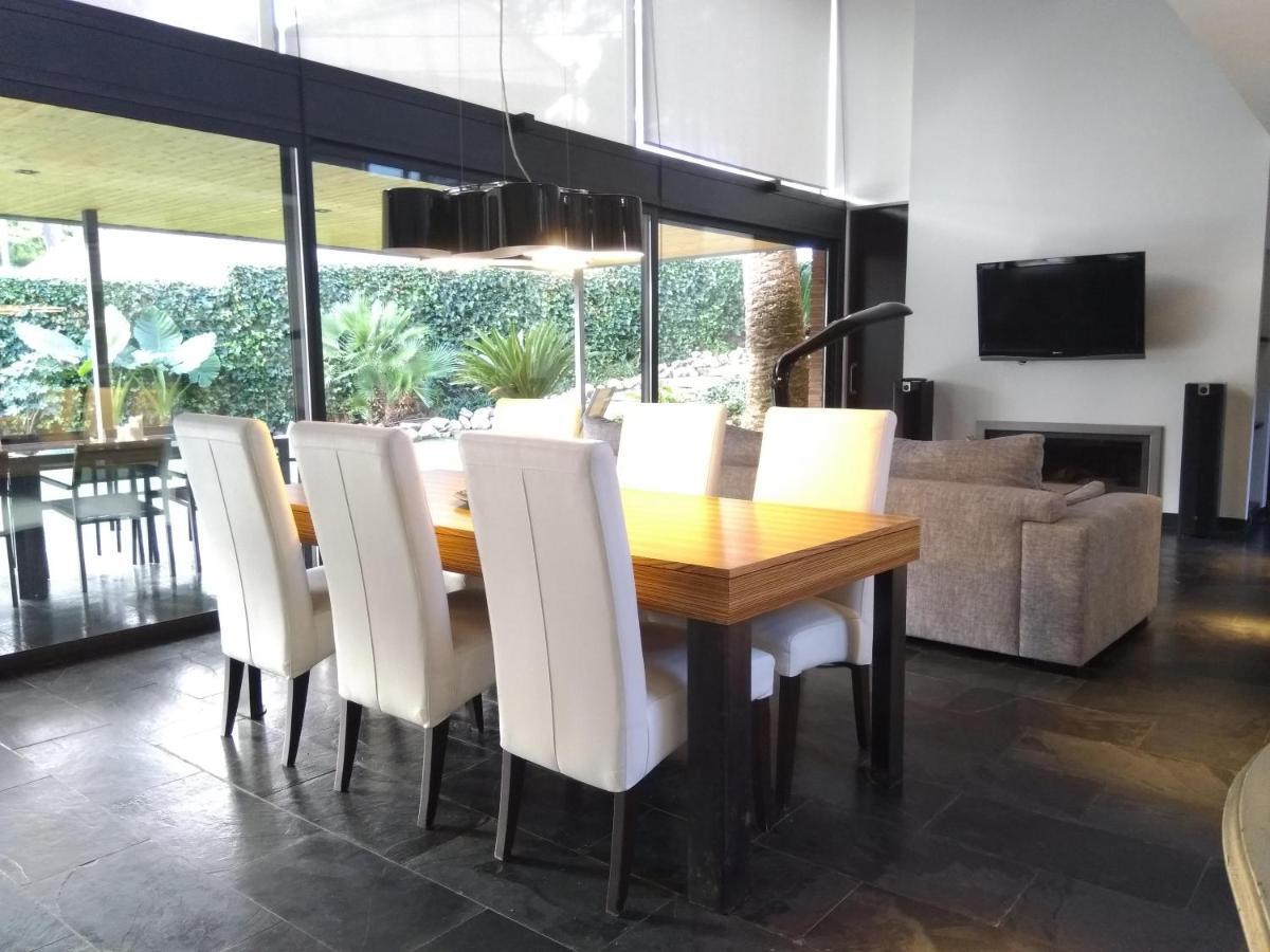 Villa Del Bosque كاستيلديفيلس المظهر الخارجي الصورة